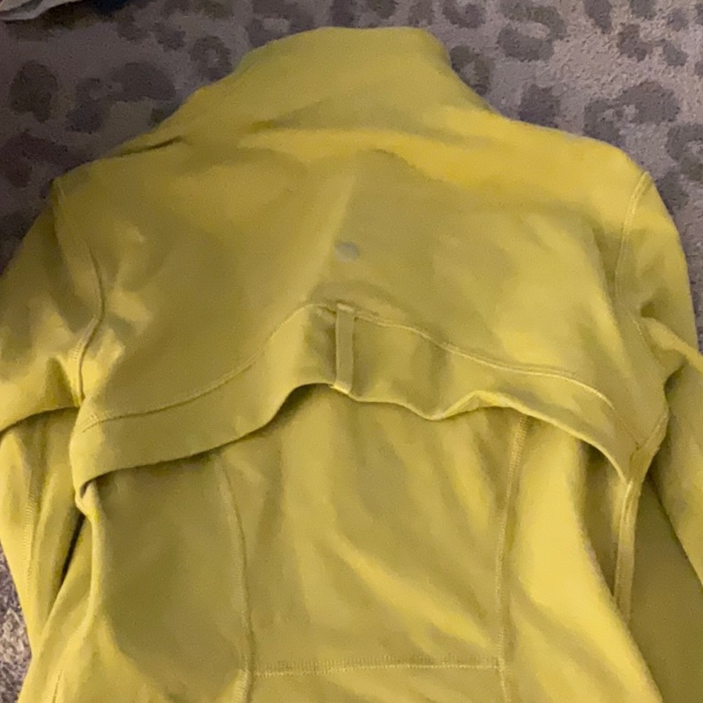 Lululemon Athletica Define Jacket - Picture 5 of 6